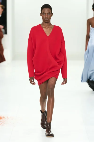Look 25